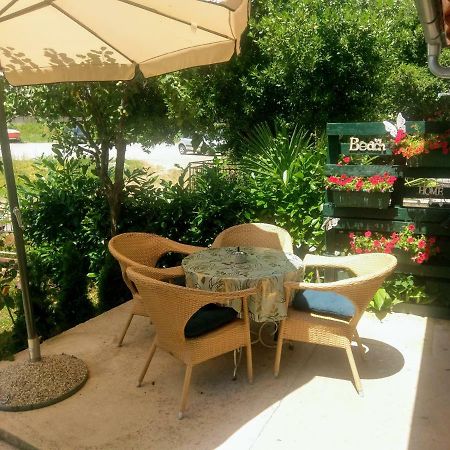 Lovely Apartment With Garden And Terrace Рийека Екстериор снимка