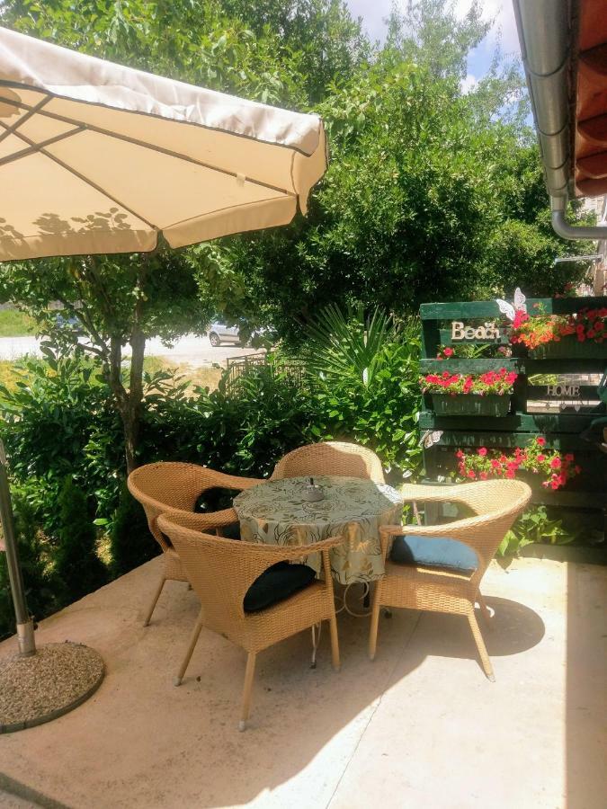 Lovely Apartment With Garden And Terrace Рийека Екстериор снимка